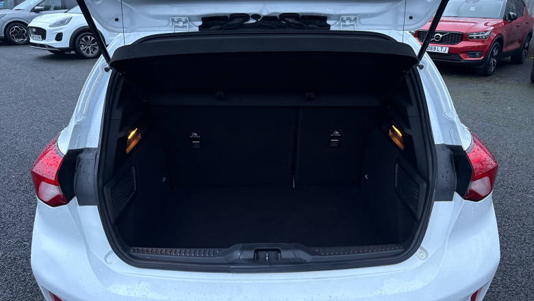 Ford Focus 1.0 EcoBoost 125 ST-Line Nav 5dr Petrol Hatchback